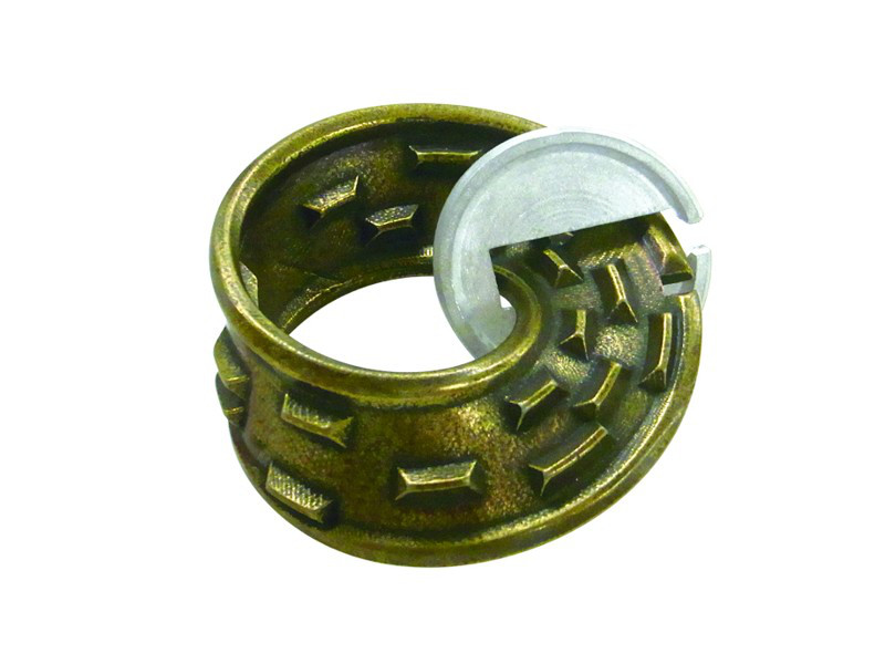 Möbius Huzzle - Hanayama